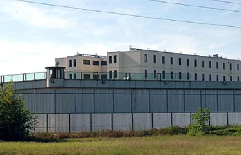 Caso Rachid Assarag, Tribunale archivia denunce sulle violenze in via Burla