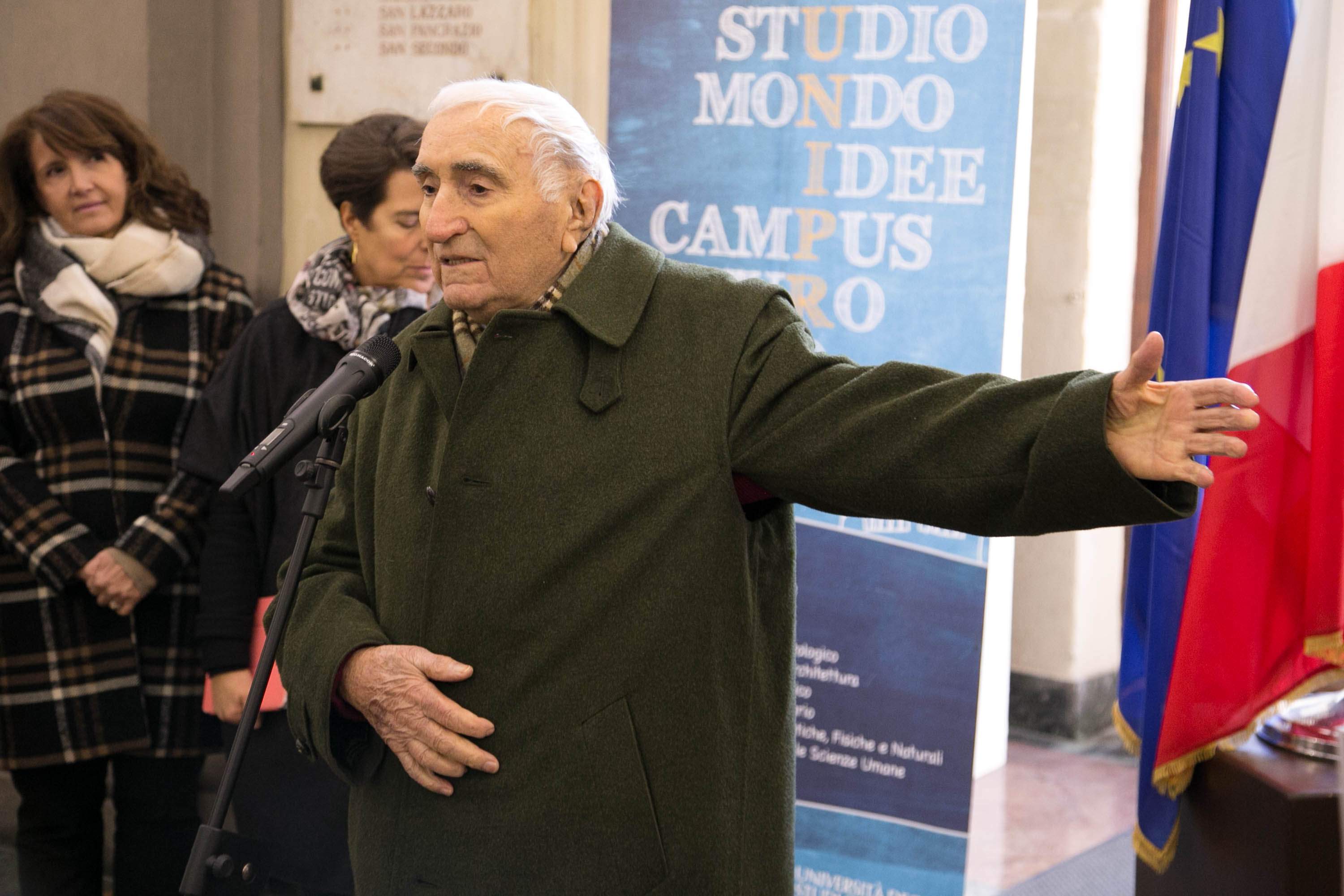 Le cento identità della donna: Stanislao Farri in mostra all’Università