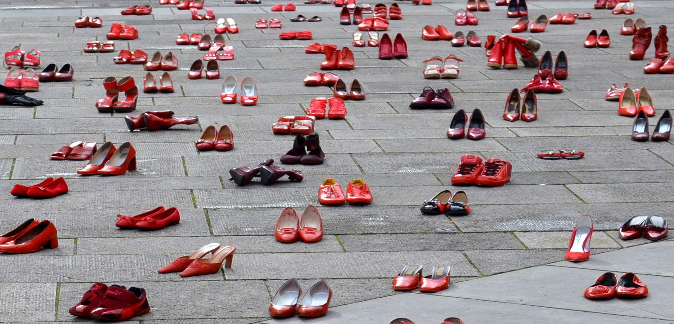 Contro la violenza sulle donne: 1,5 milioni di euro per case rifugio e centri antiviolenza