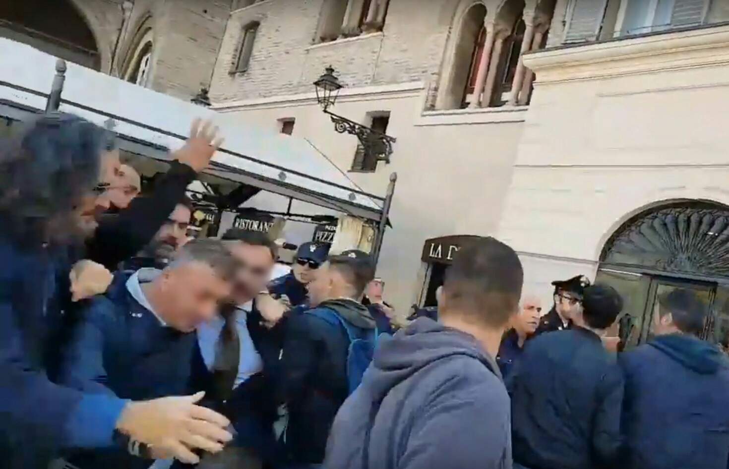 Tavolo di Crisi Froneri: Dirigente aggredito da manifestanti. Cgil sporge denuncia per truffa (Video). Froneri: “Trasferimento a Frosinone”