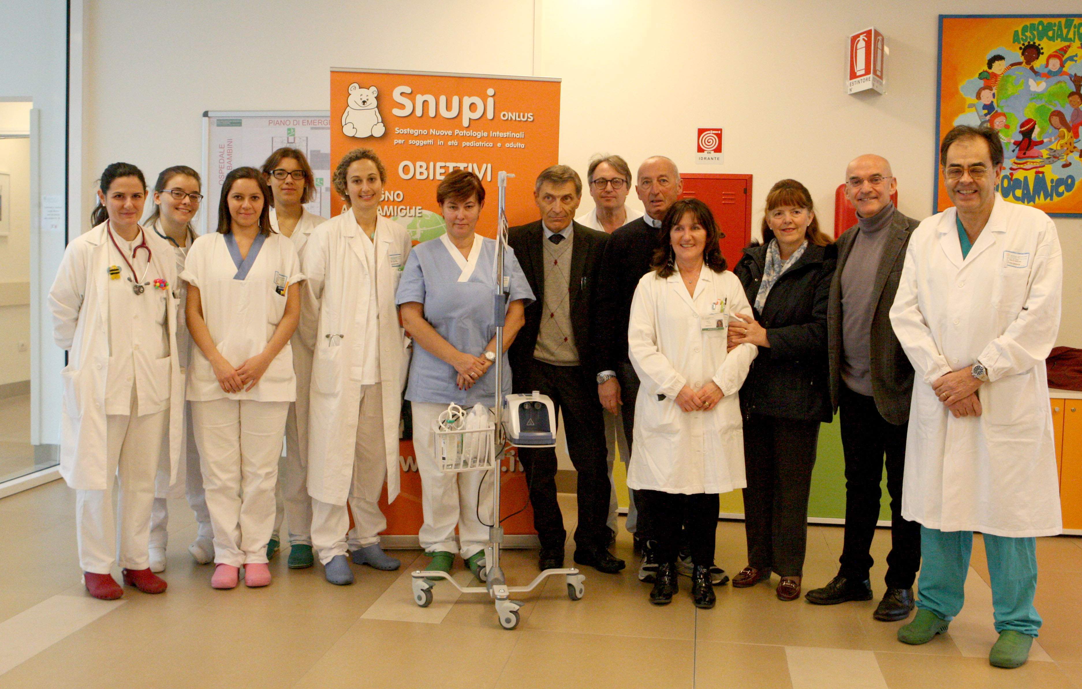 Dipendente Barilla festeggia pensione con donazione all’Ospedale dei Bambini. Anche Snupi regala una lampada a Gastroenterologia