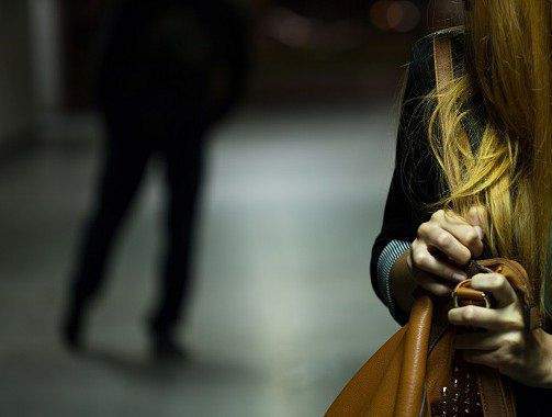 Torrile: picchia l’ex e la minaccia. Arrestato per stalking 48enne