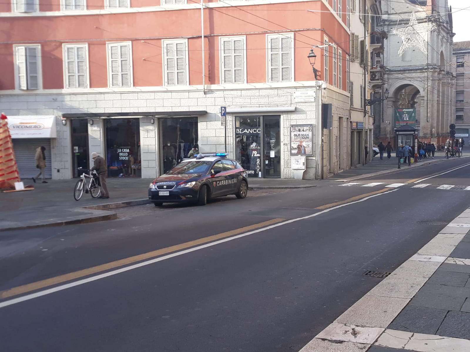 Via Bixio – Fermato con sette involucri di marijuana, arrestato 24enne nigeriano