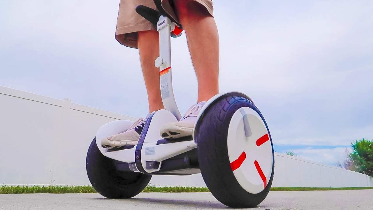 A Parma via libera a hoverboard, monopattini elettrici e segway