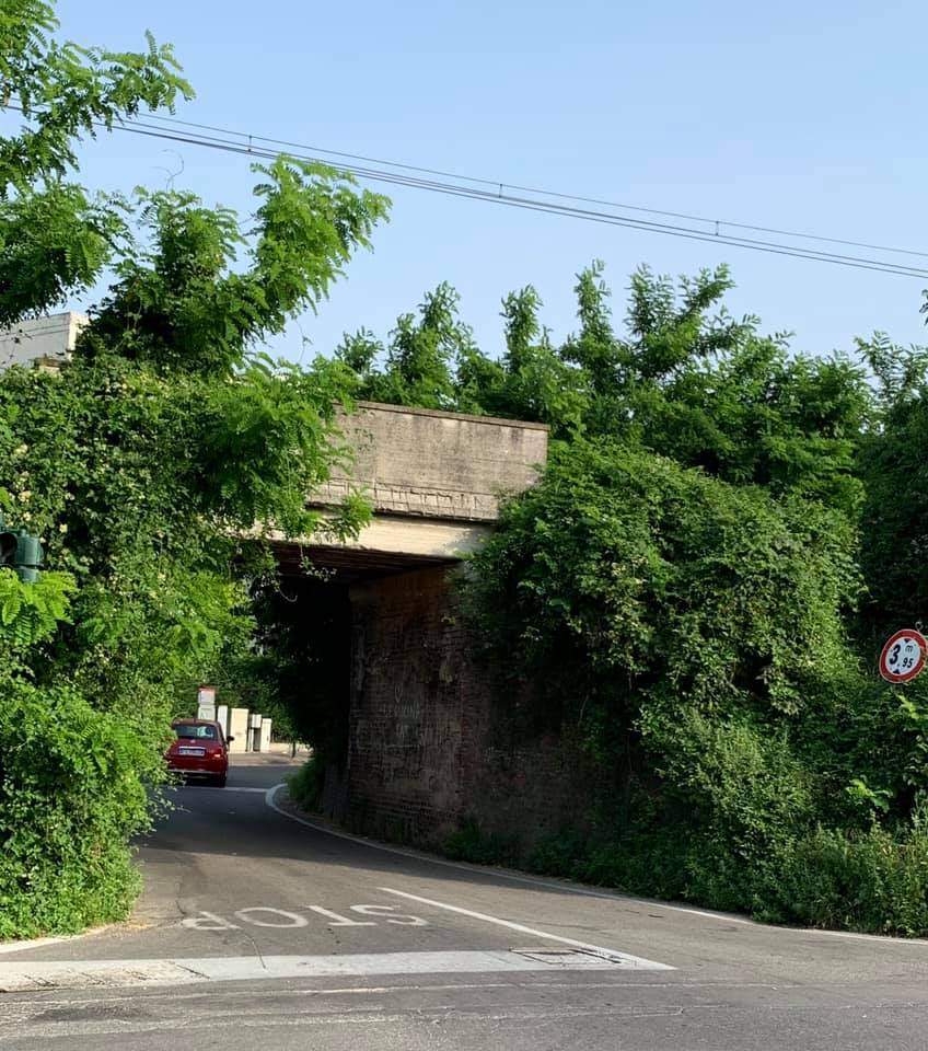 Via Buffolara – Sotto il sottopasso…non si passa più