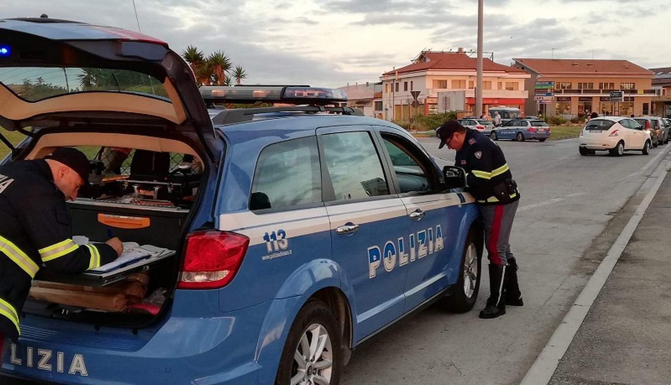 Vendeva false moto d’epoca nel parmense: arrestato un uomo. I due compici, collaboratori del Pra, sono ai domiciliari