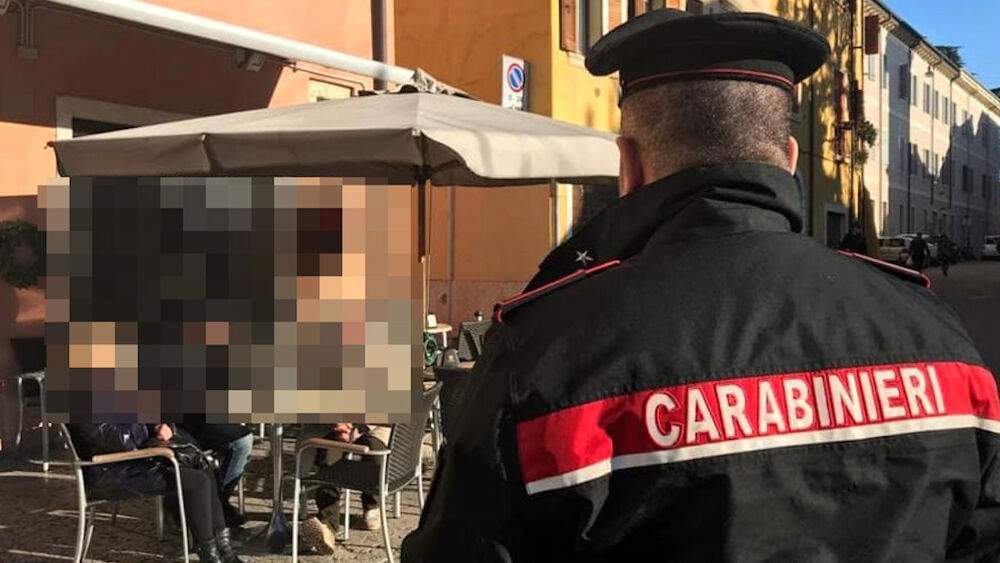 Partite di calcio improvvisate, gite fuori porta e clienti ai tavoli: multate oltre 30 persone e chiusi tre locali