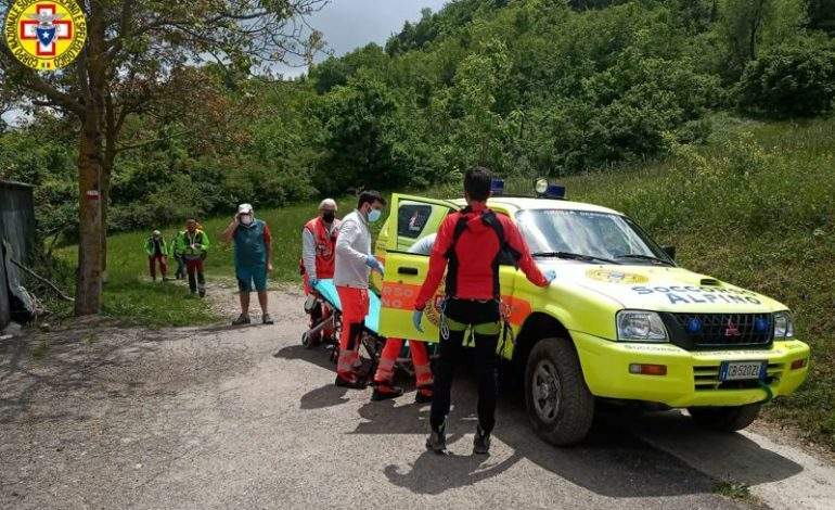 81enne parmigiana cade sulla Pietra di Bismantova: salvata dal soccorso Alpino