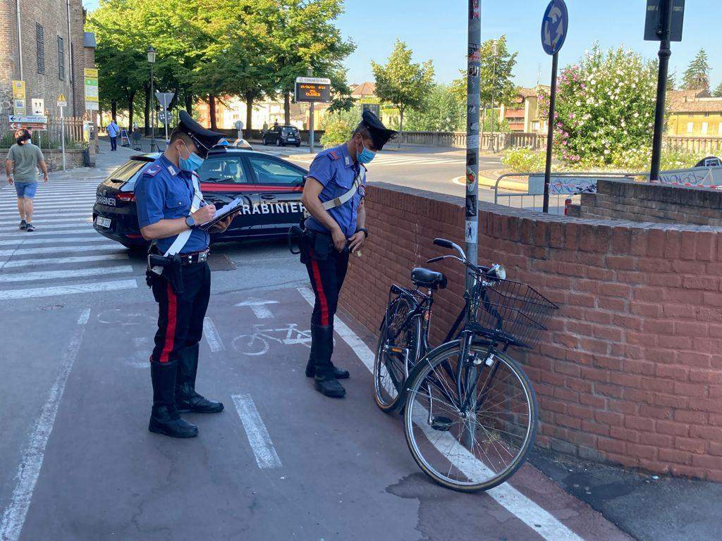 Ruba una bicicletta in stazione: arrestato (e messo ai domiciliari) 30enne magrebino pregiudicato