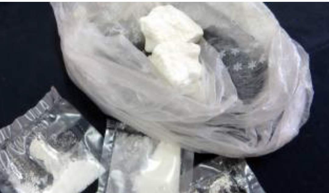 Da Lecco a Parma con 11 chili di cocaina nel doppio fondo dell’auto: arrestato dalla Finanza