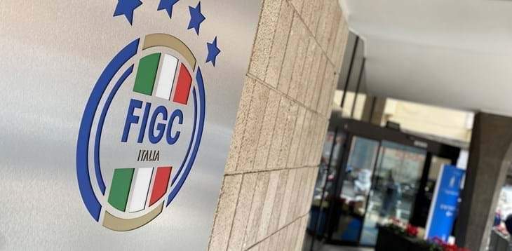 Reggina, sconto di due punti: la penalizzazione diventa “-5”. Riaperto il discorso play off