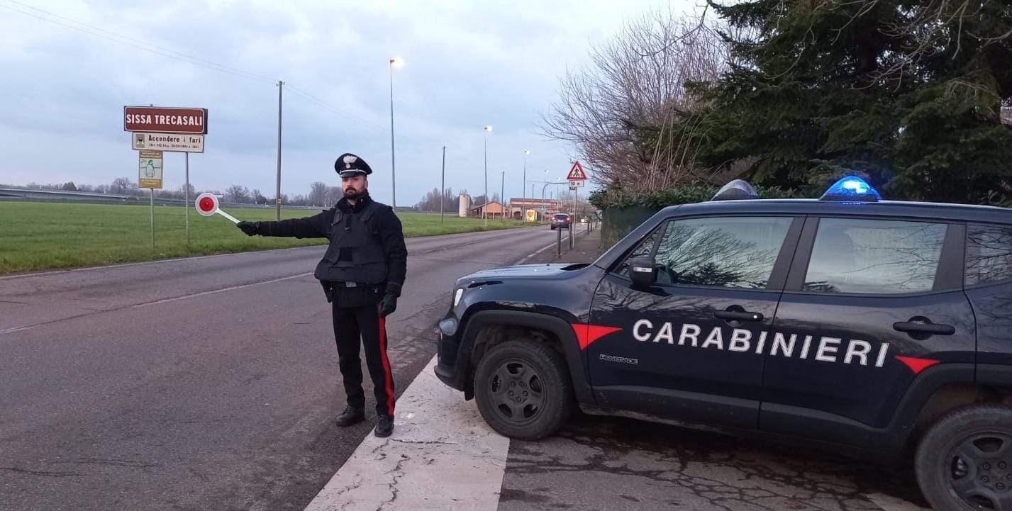 Sissa Trecasali, tenta il colpo in casa ma trova il proprietario: “Non chiamare i carabinieri”. Incastrato 58enne