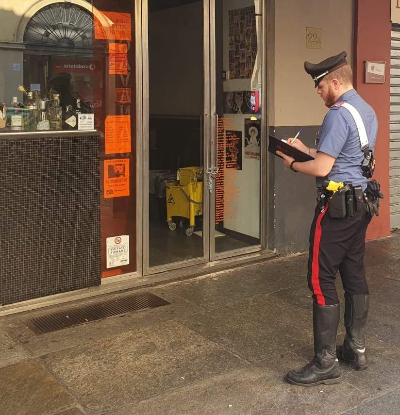 Spaccata con furto da 1800 euro al Gavanasa: arrestati due minori. Uno è pluripregiudicato