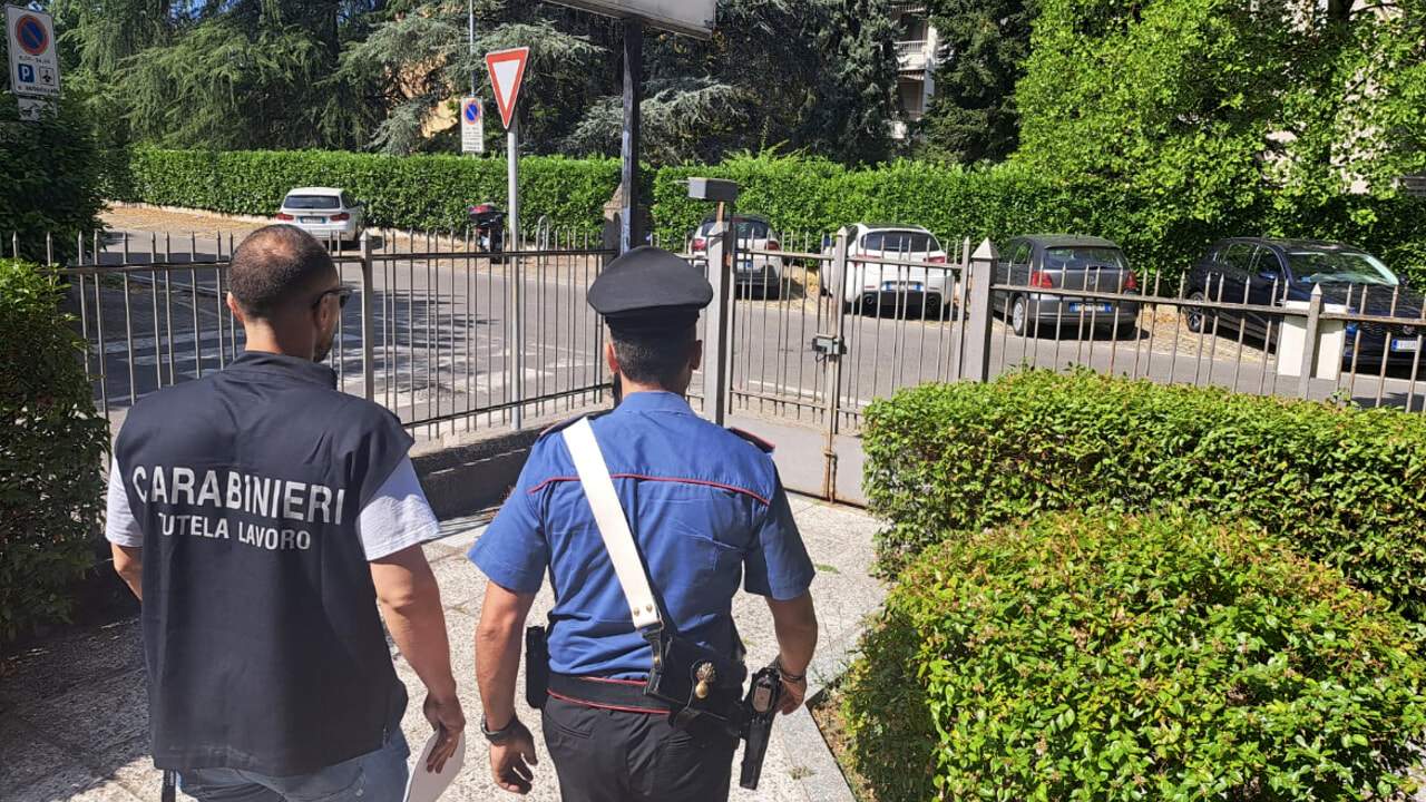 Bar gestito da cinesi non a norma: chiusa l’attività, multa da 4500 euro