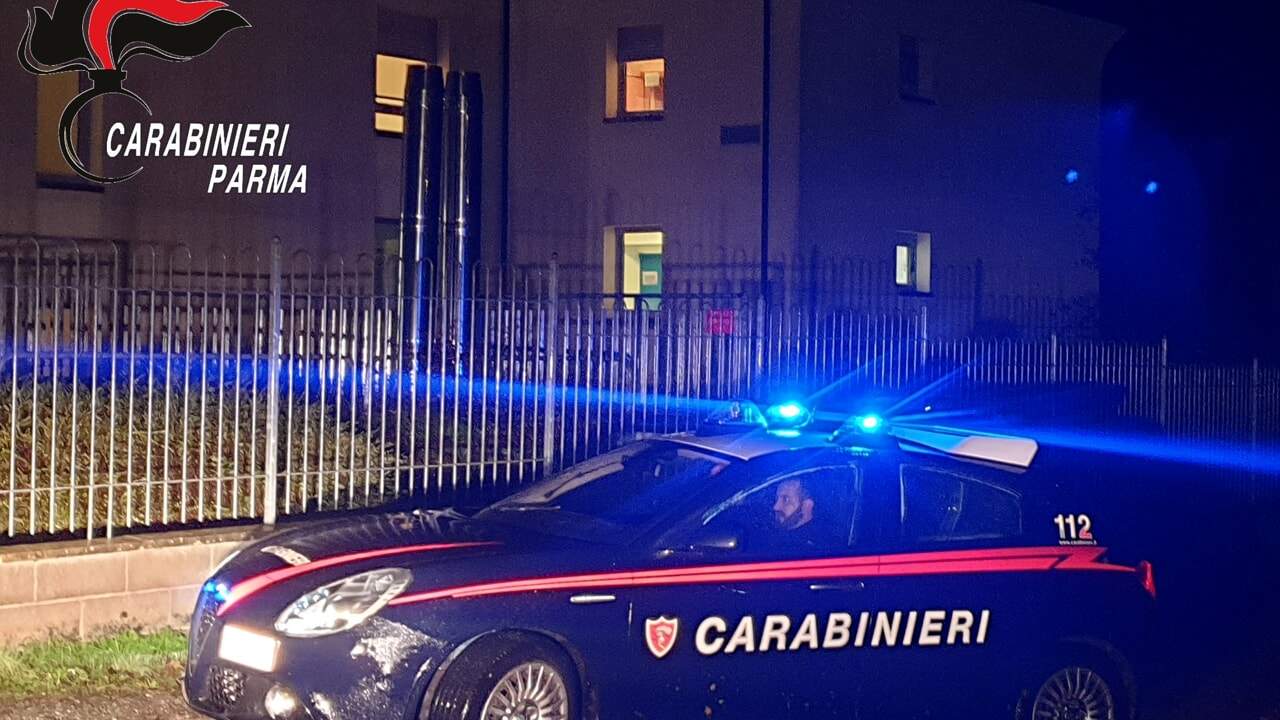 Scappa dalla comunità, poi picchia un educatore: arrestato minorenne