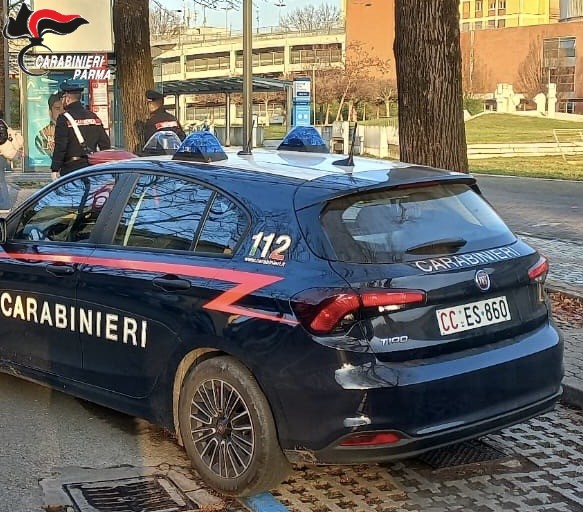 Violenta aggressione di un autista in Viale Mariotti: denunciati un 18enne e un 17enne stranieri. Già in comunità un 16enne