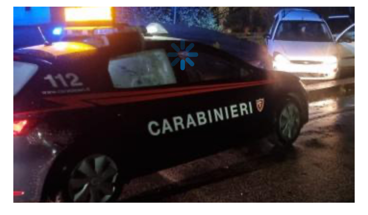 Furto di abbigliamento si trasforma in rapina: arrestato 37enne