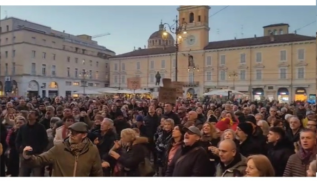 Parma in piazza per la sicurezza: i cittadini chiedono segnali