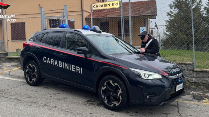 Maltrattamenti sulla moglie e stalking: arrestato 57enne