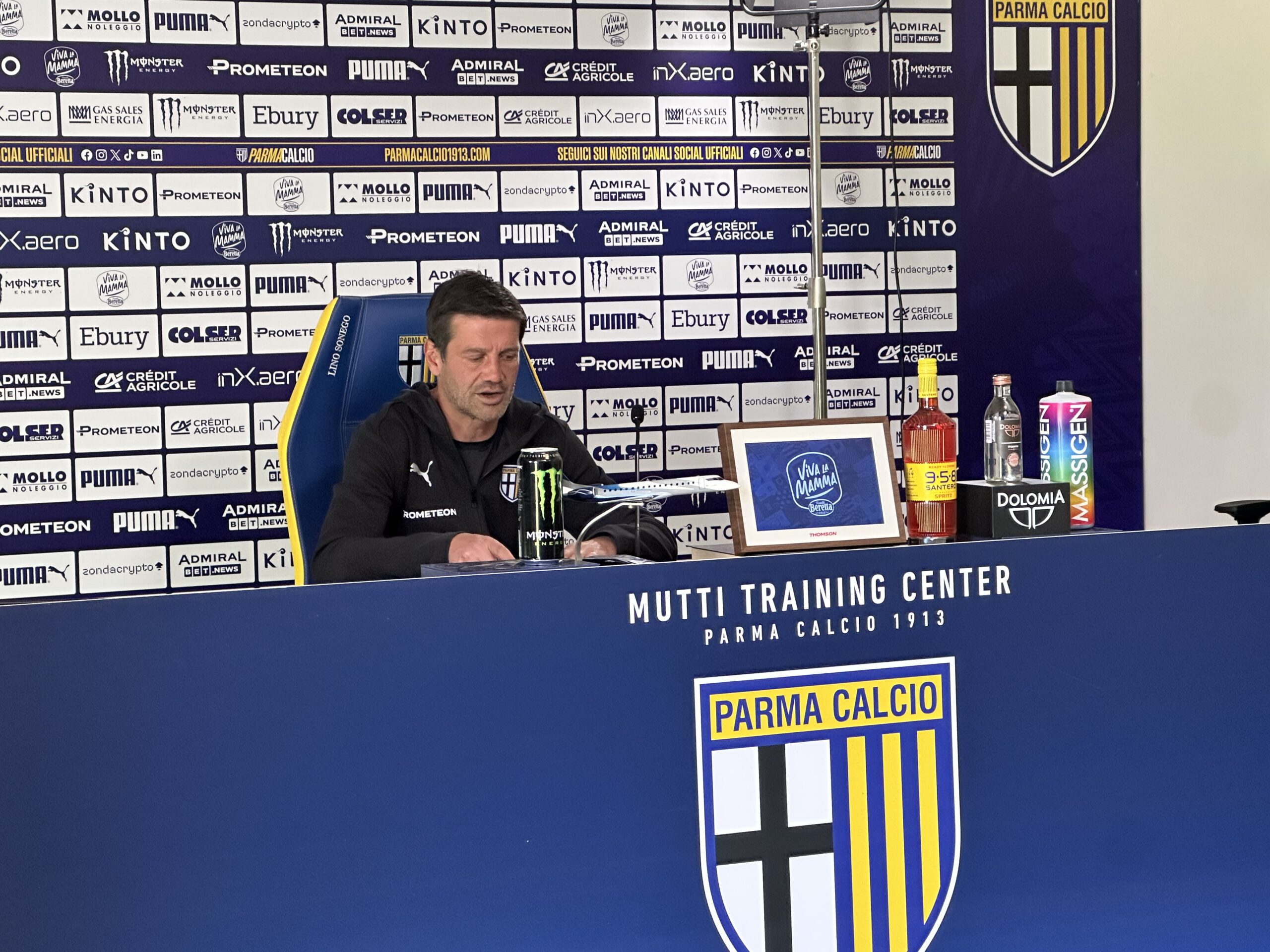 Chivu: “Nessuna emergenza, perchè ho un gruppo di uomini che si mette a disposizione. Out Bernabè Vogliacco Estevez e, ancora, Cancellieri
