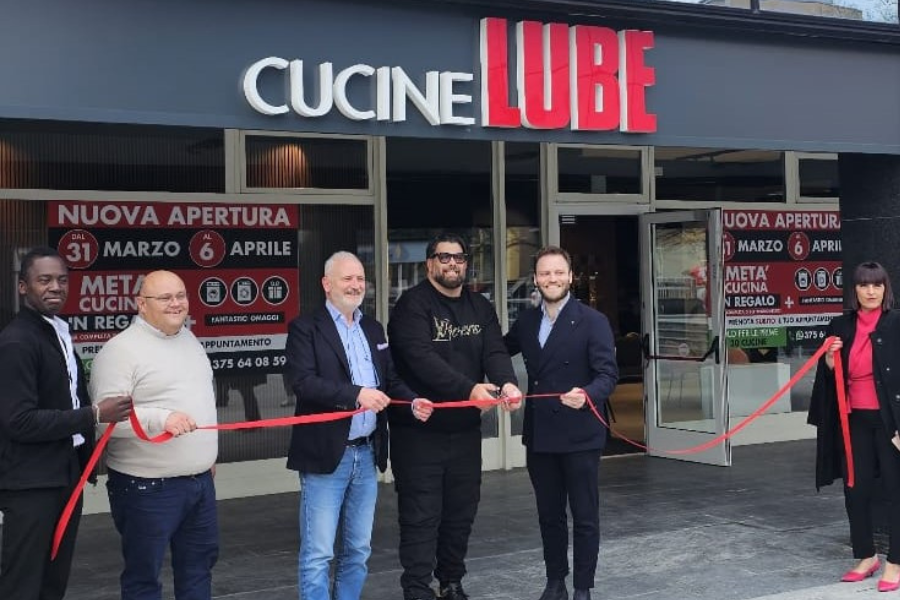 Cucine Lube inaugura un nuovo STORE LUBE a PARMA