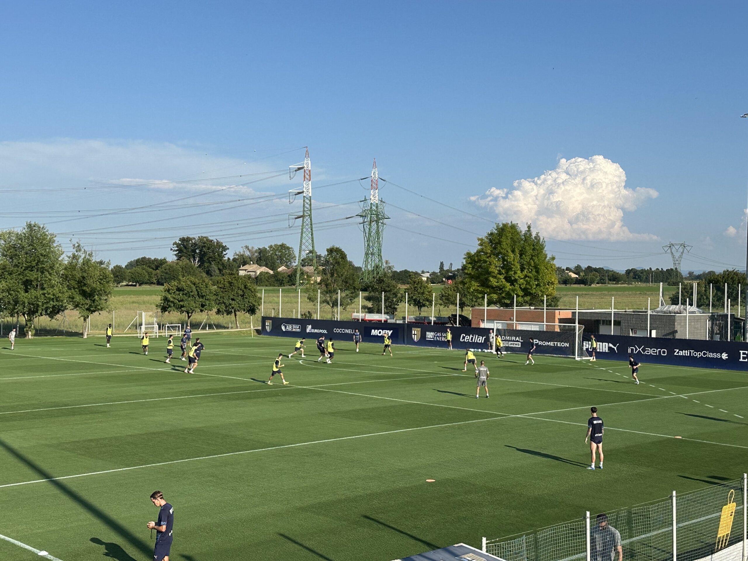 Parma, prima sgambata. Fuori rosa Mihaila, Haj, Kowalski e Partipilo