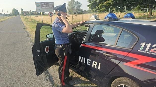“Mi butto dalla finestra”: 90enne salvato dai carabinieri