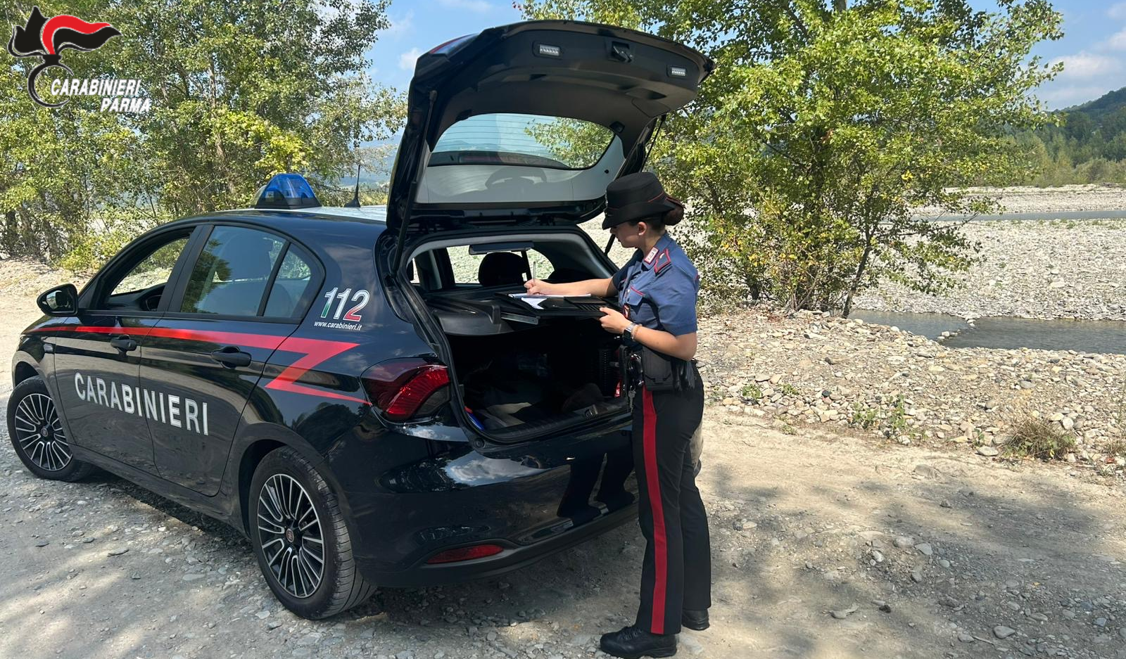 Forzano una sbarra e si accampano in Ceno: 25 denunce, arrestata una latitante