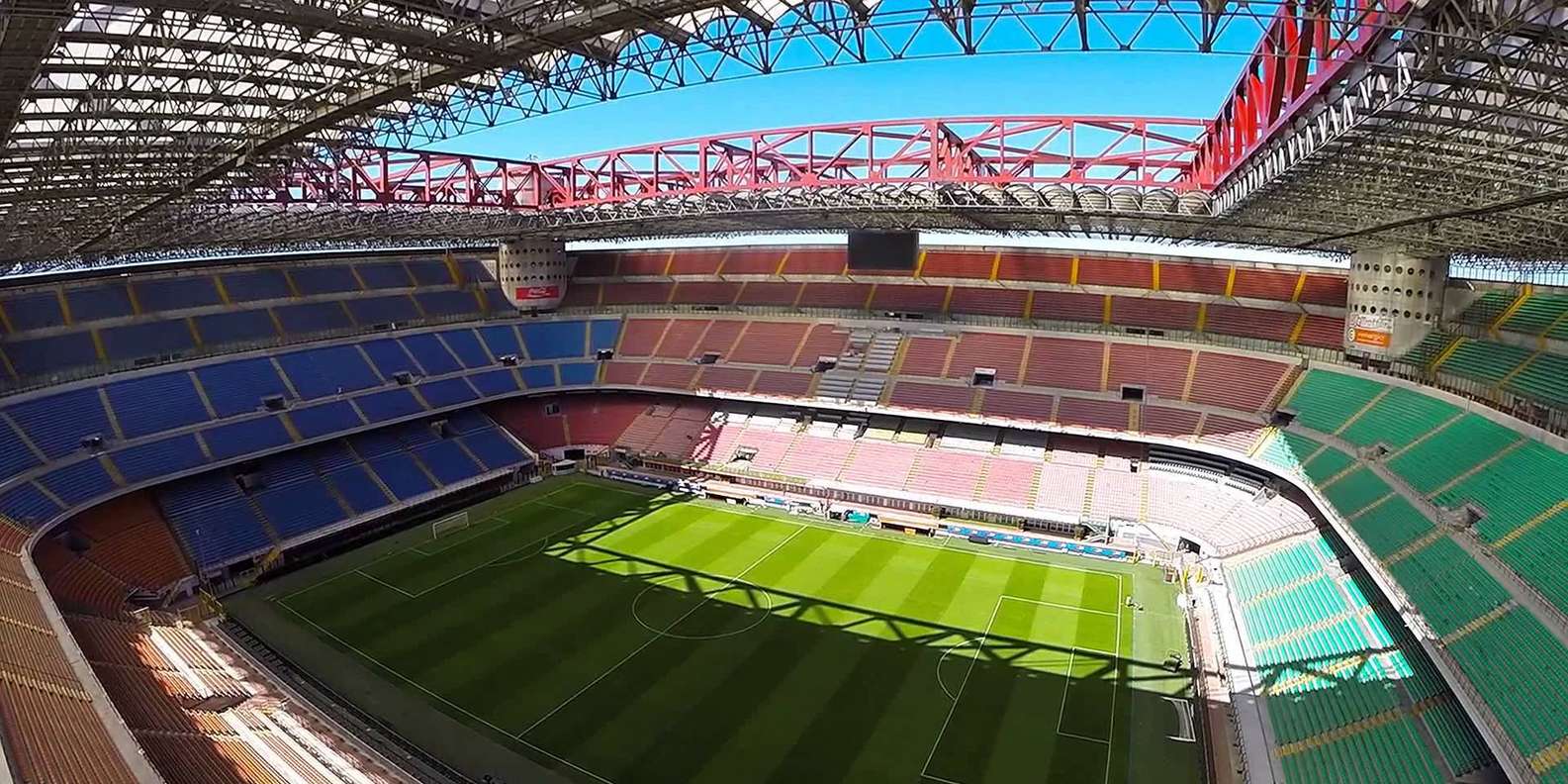 Napoli a valanga, Juve stratosferica, Diavolo e Lupa scalpitano