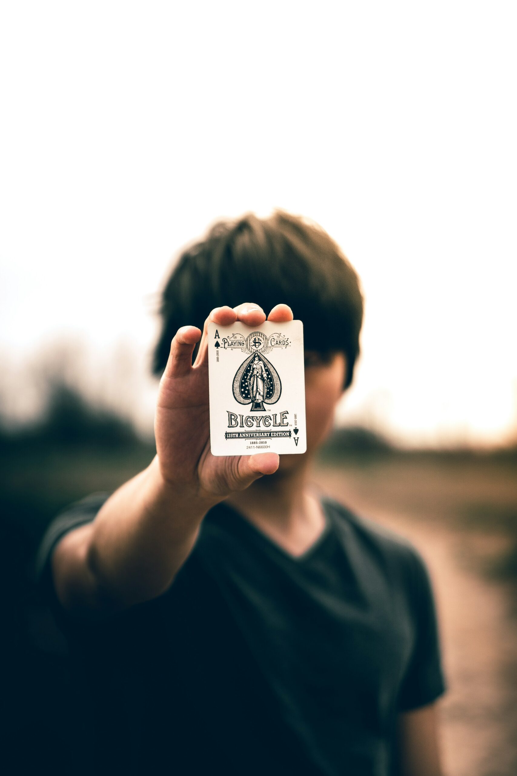Poker Tells: scopriamo il linguaggio del corpo