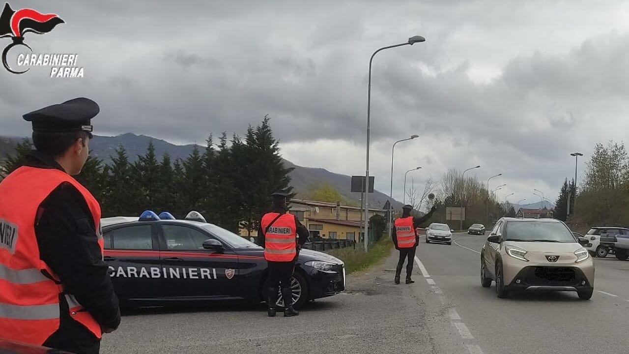 Cibo scaduto nei bar alcool alla guida e droga in auto: il Carnevale pericoloso della Valtaro