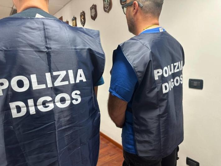 Dagli ordigni contro la Municipale di Parma nel 2008 al blitz della Digos:  fine della corsa per il “bombarolo”