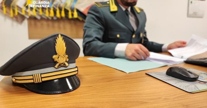 Fatture false e società “cartiere”: sequestro da oltre 1,1 milioni di euro, 14 indagati fra Parma, Reggio Emilia, Cremona e Crotone