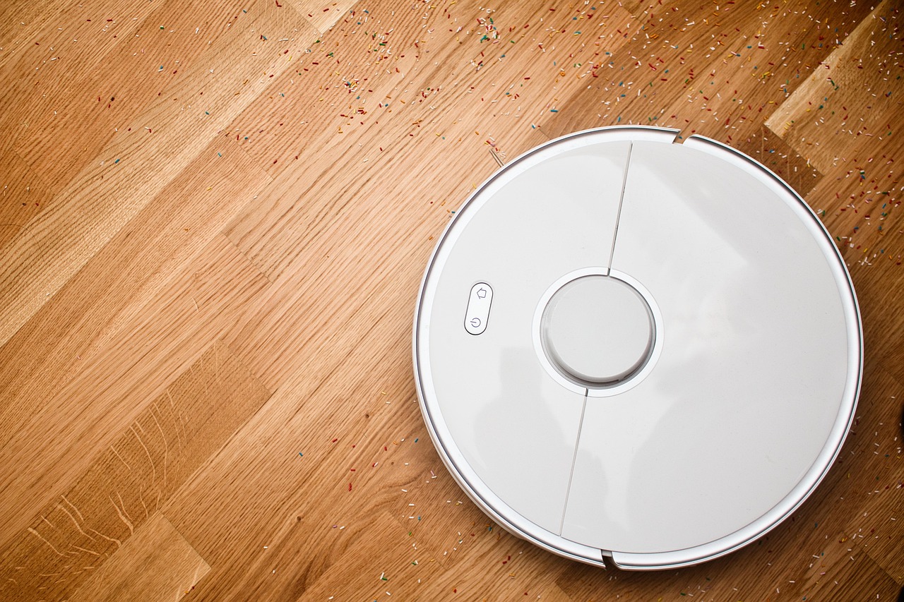 Pavimenti puliti senza fatica: le potenzialità del robot aspirapolvere