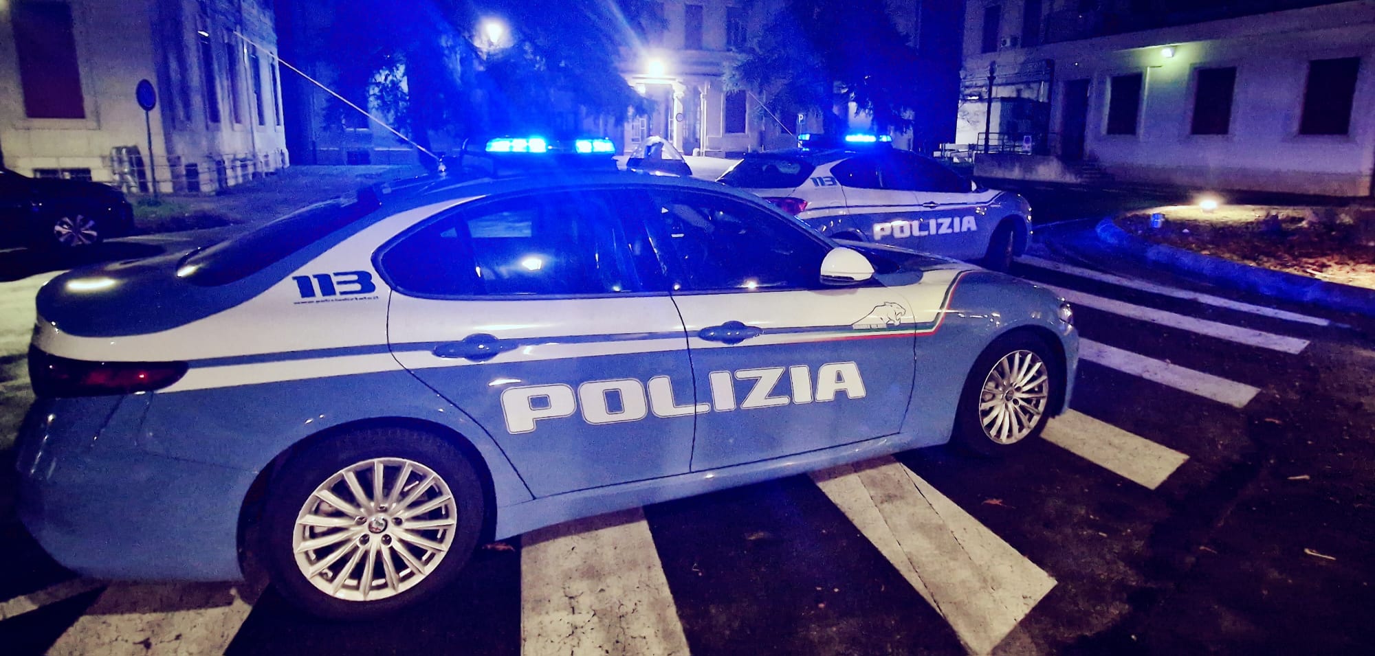Inseguimento nella notte: ubriaco e senza patente scappa dalla Polizia
