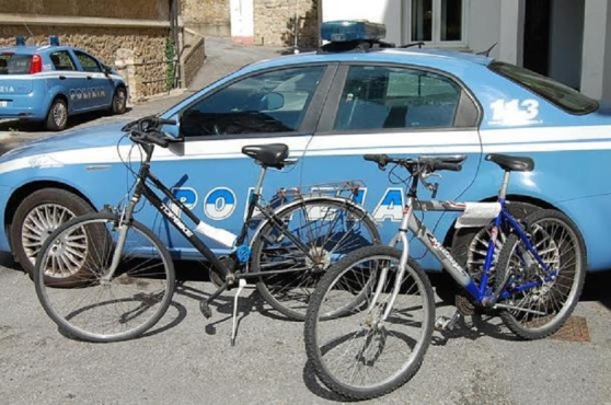 Voleva la bici, ha trovato le manette: la notte folle del ladro “senza tregua” in zona Cittadella
