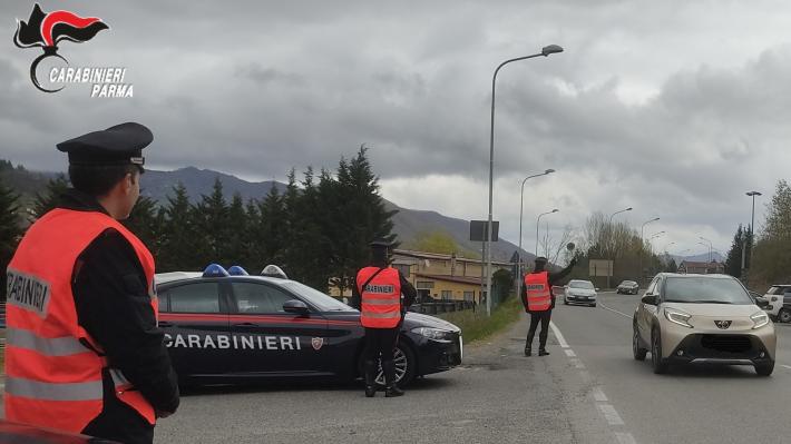 Una 30enne guida con un documento falso, un 60enne ubriaco: pioggia di denunce