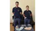 Si finge addetto alle consegne ma trasporta quasi mezzo chilo di hashish: arrestato dalla Polizia