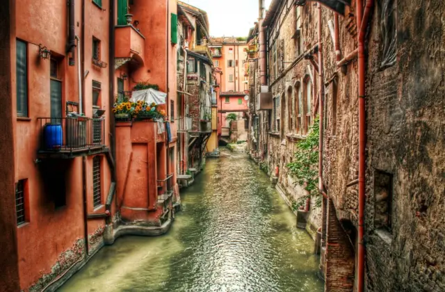 Bologna in autunno: cosa vedere, eventi e sapori di stagione