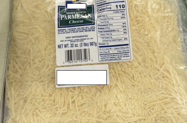 SIAL 2026, blitz del Parmigiano Reggiano a Parigi: sequestrati 6 prodotti falsi. Il giro d’affari del “fake Parmesan” supera i 2 miliardi fuori dall’UE