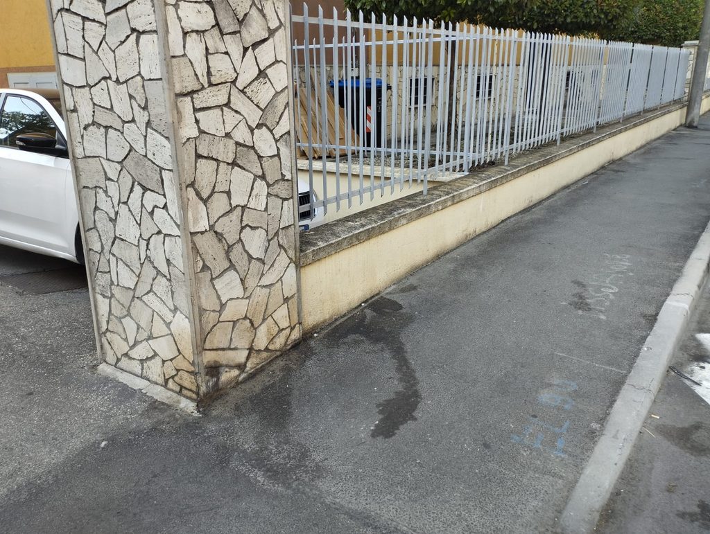 Via Imperia – Latrina per cani del San Leonardo e non solo